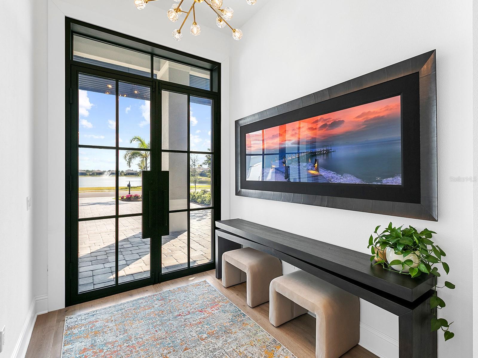 LAKE CLUB - Residential