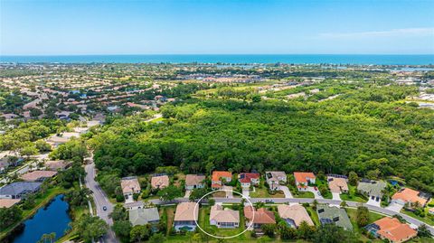 Single Family Residence in OSPREY FL 685 CLEAR CREEK DRIVE 9.jpg