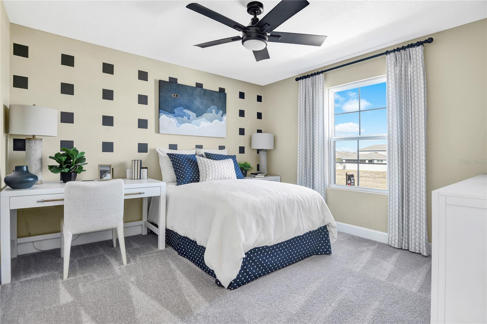 SEAPORT VILLAGE - Residential