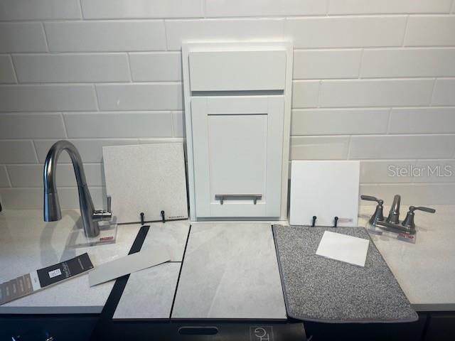 SEAPORT VILLAGE - Residential