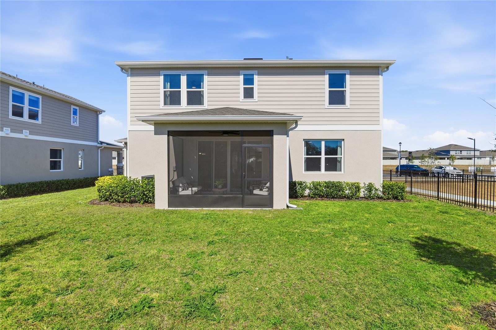 SEAPORT VILLAGE - Residential