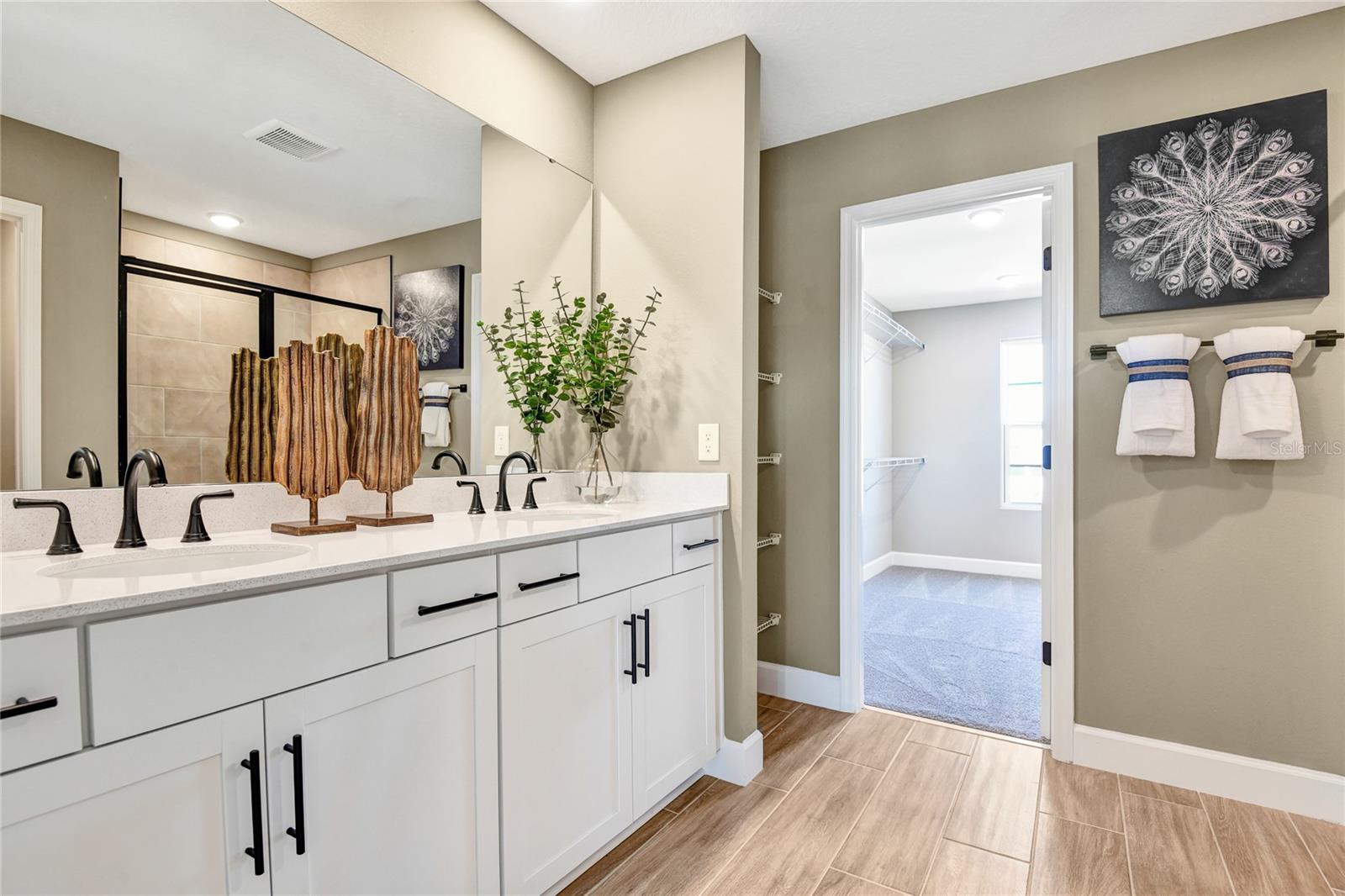 SEAPORT VILLAGE - Residential