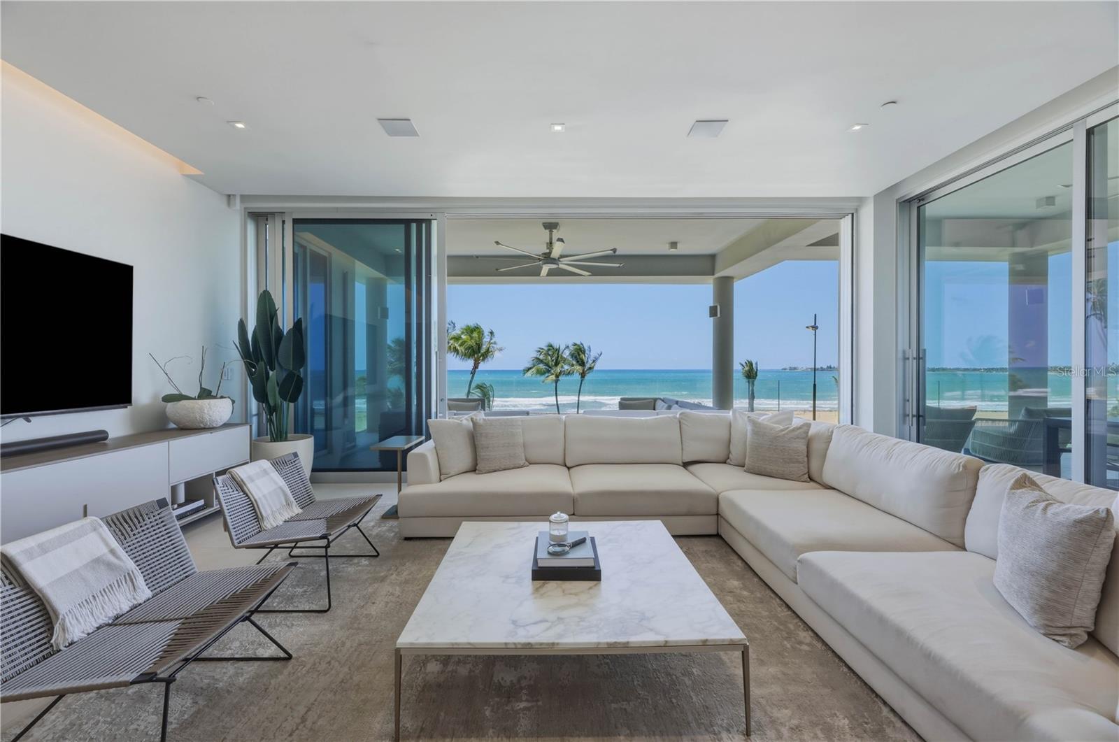 7000 BAHIA BEACH BOULEVARD Ocean Drive 3301