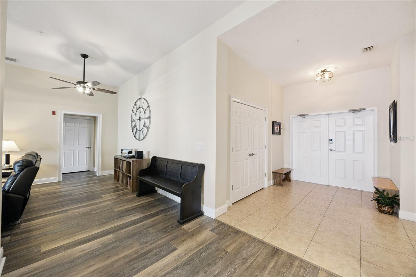 GATEWAY AT RIVERWALK A CONDO THIRD AMD - Residential