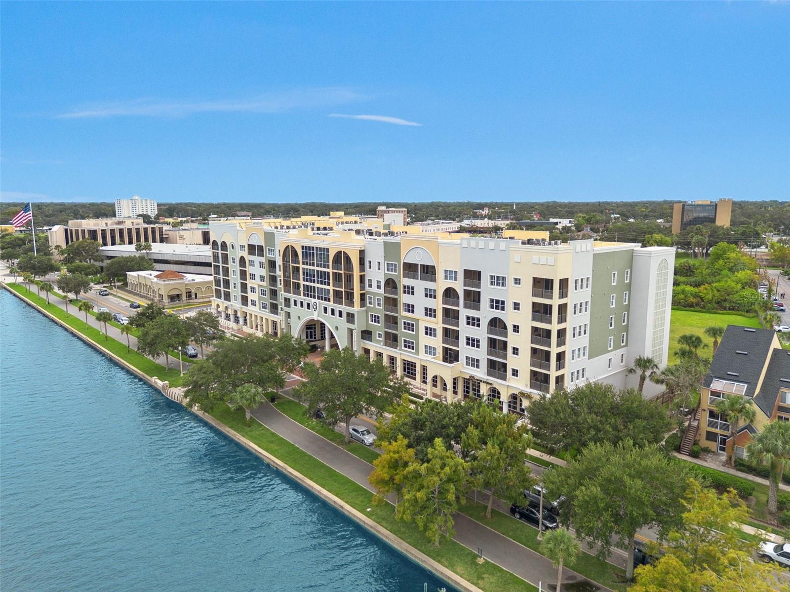 GATEWAY AT RIVERWALK A CONDO THIRD AMD - Residential