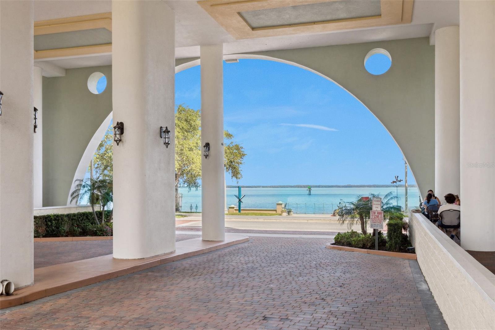 GATEWAY AT RIVERWALK A CONDO THIRD AMD - Residential