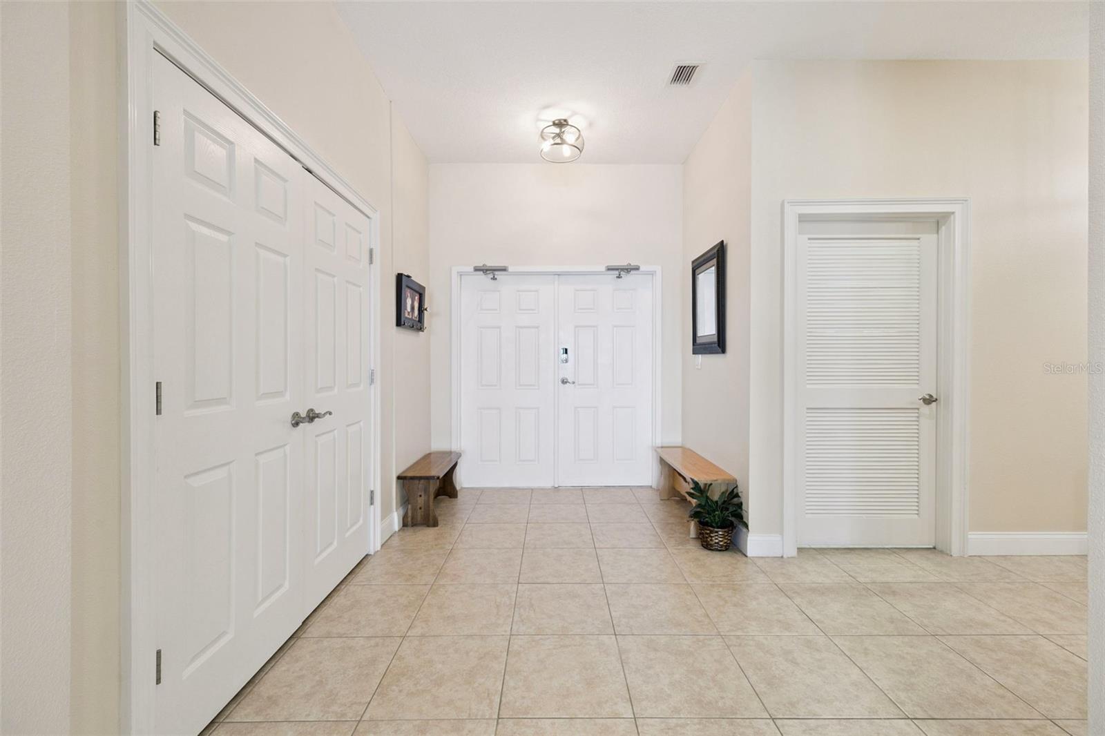 GATEWAY AT RIVERWALK A CONDO THIRD AMD - Residential