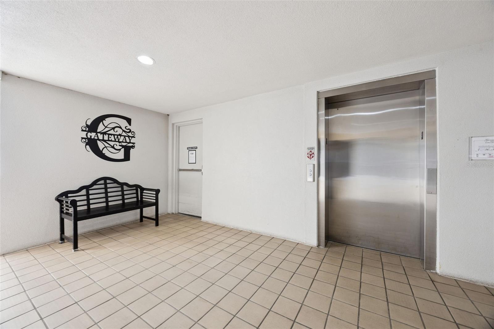 GATEWAY AT RIVERWALK A CONDO THIRD AMD - Residential