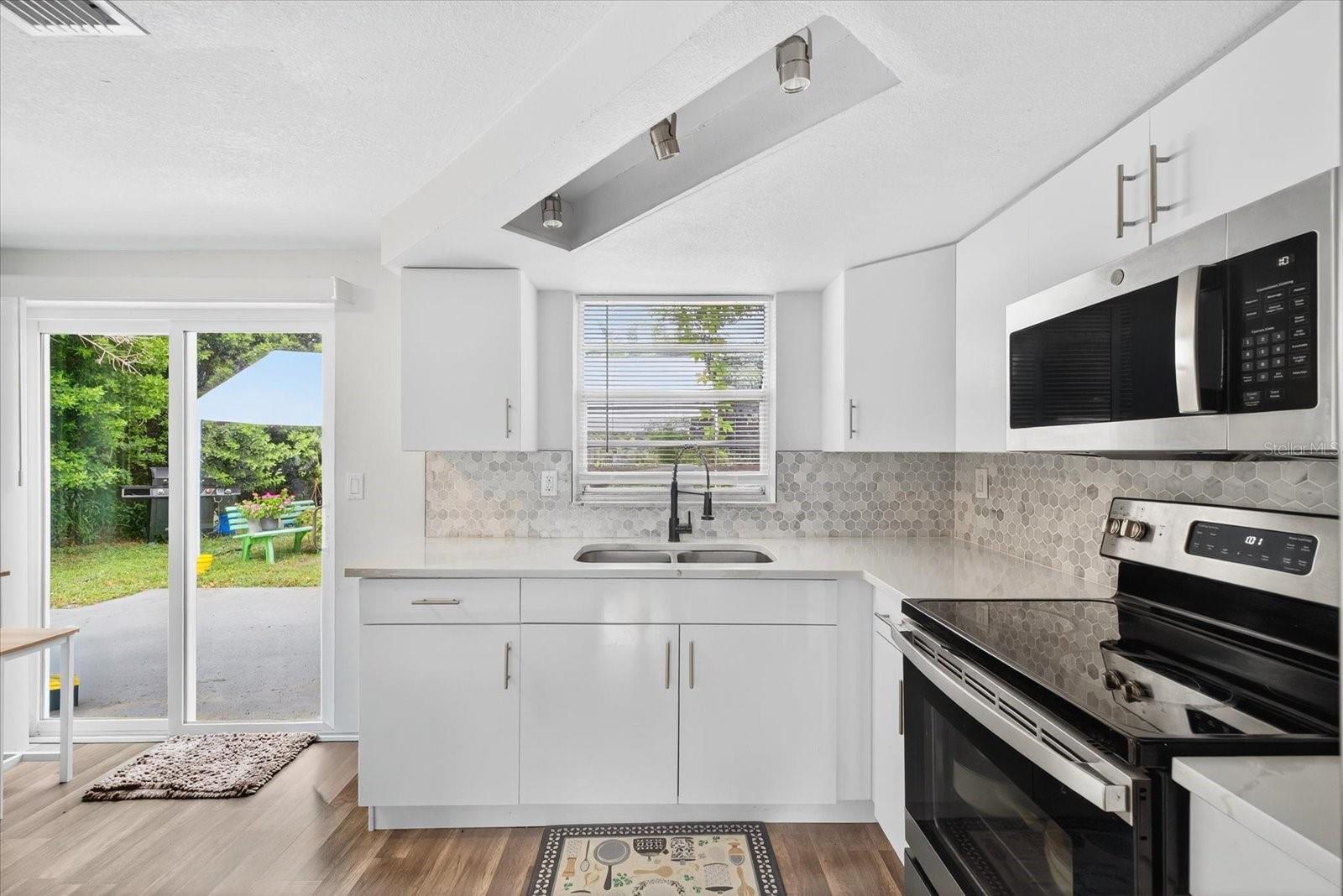 REGENCY PARK - Residential