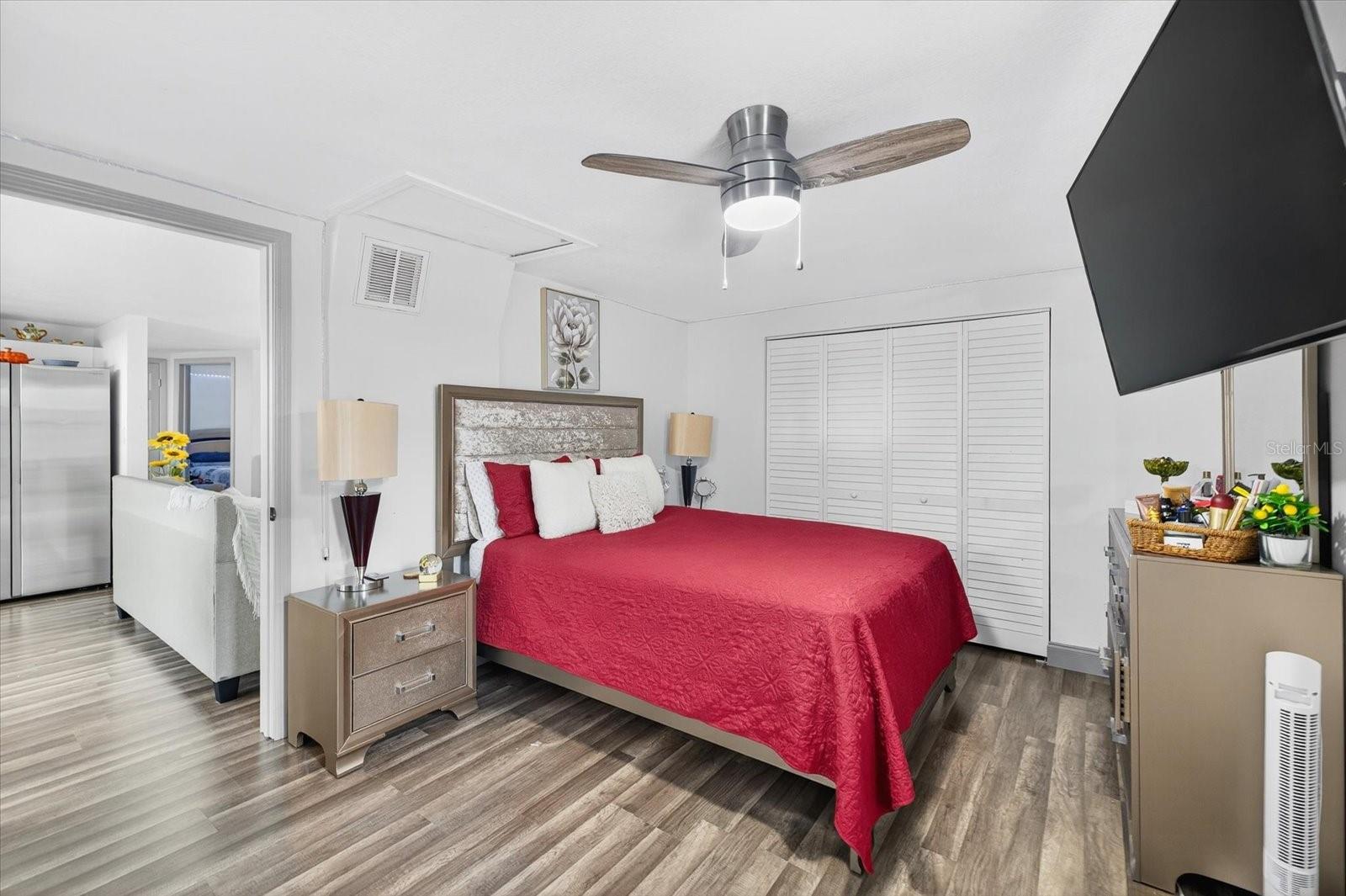 REGENCY PARK - Residential
