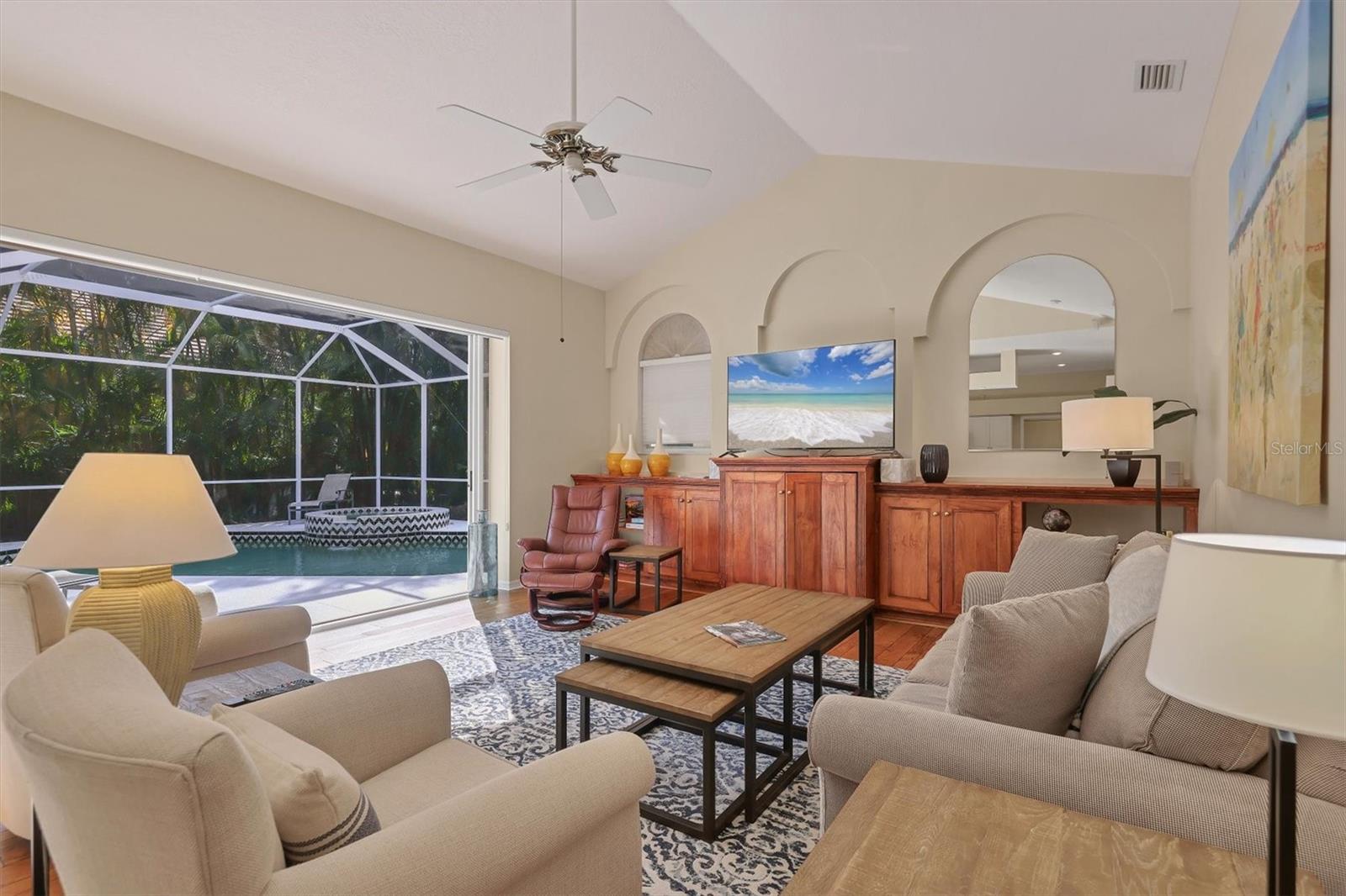 UNIVERSITY PARK - Residential