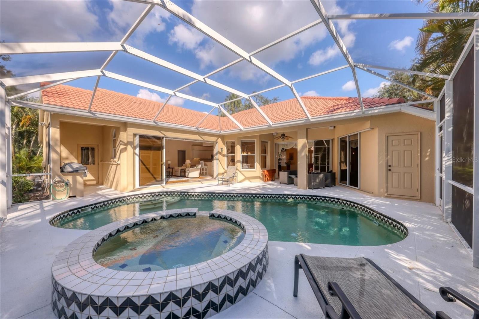 UNIVERSITY PARK - Residential