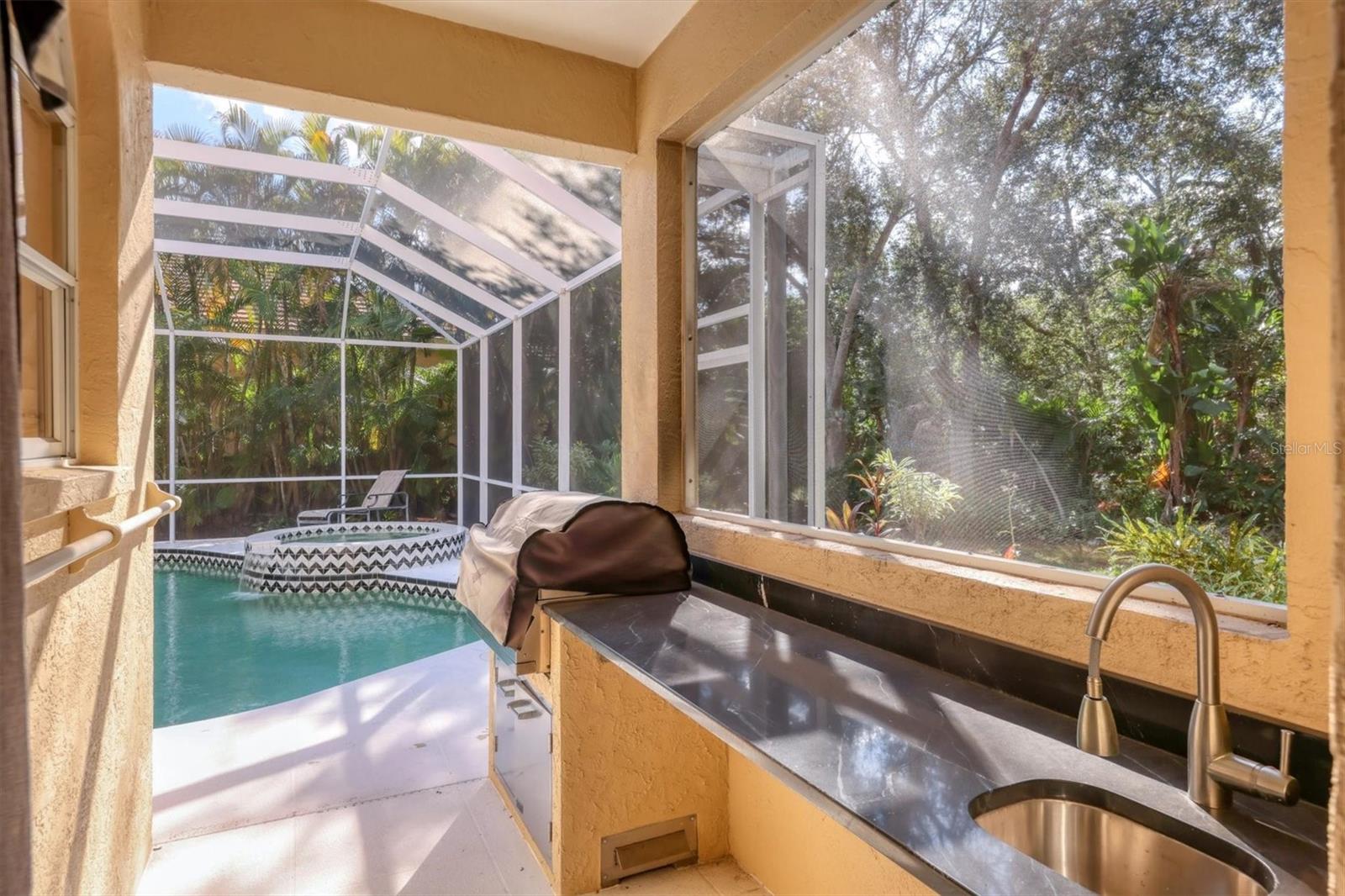 UNIVERSITY PARK - Residential