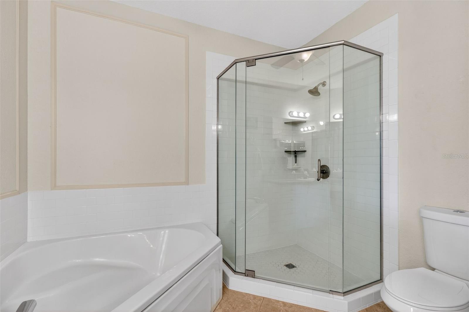 GRAND BELLAGIO AT BAYWATCH - Residential