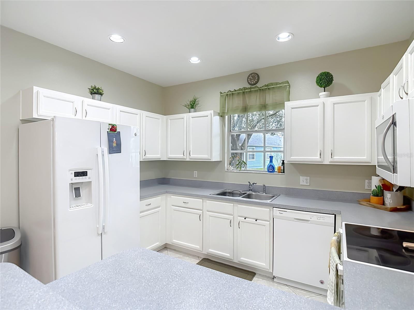 SILVER OAKS VILLAGE PH 01 - Residential