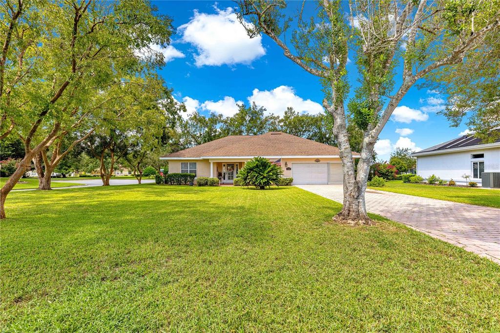 Photo of 17520 SE 112th Avenue, Summerfield, FL 34491 (MLS # G5101380)