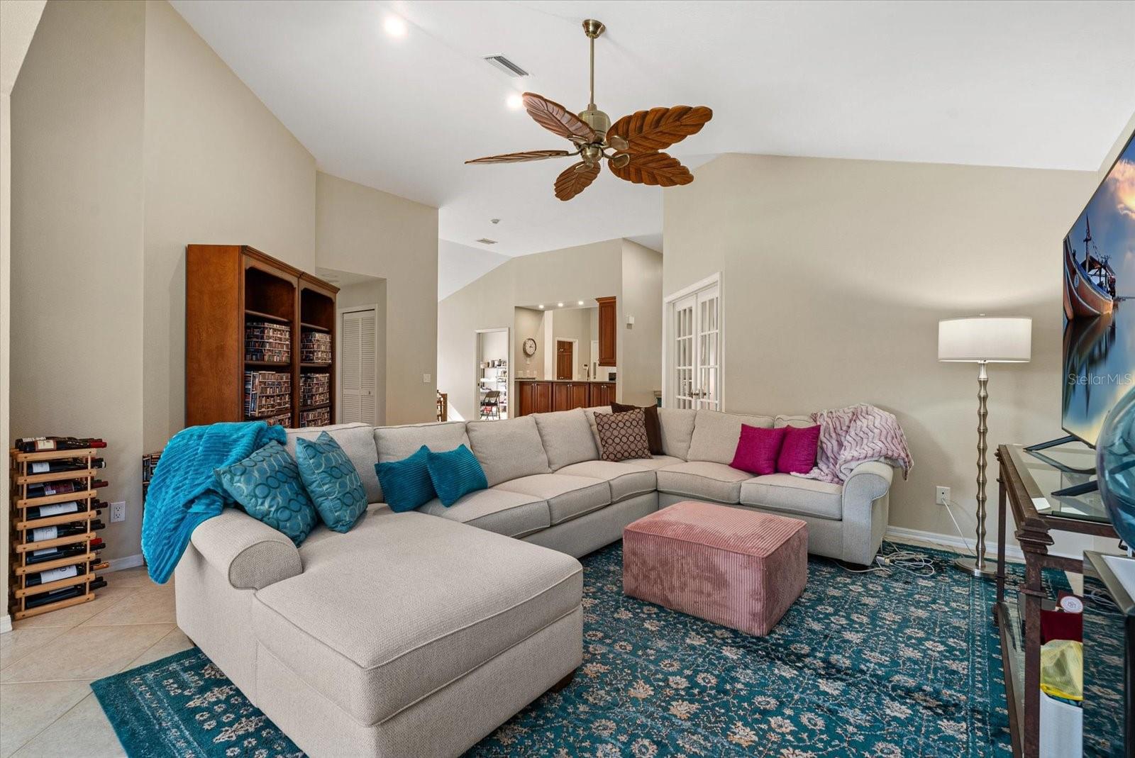 VILLAS AT DEER CREEK - Residential