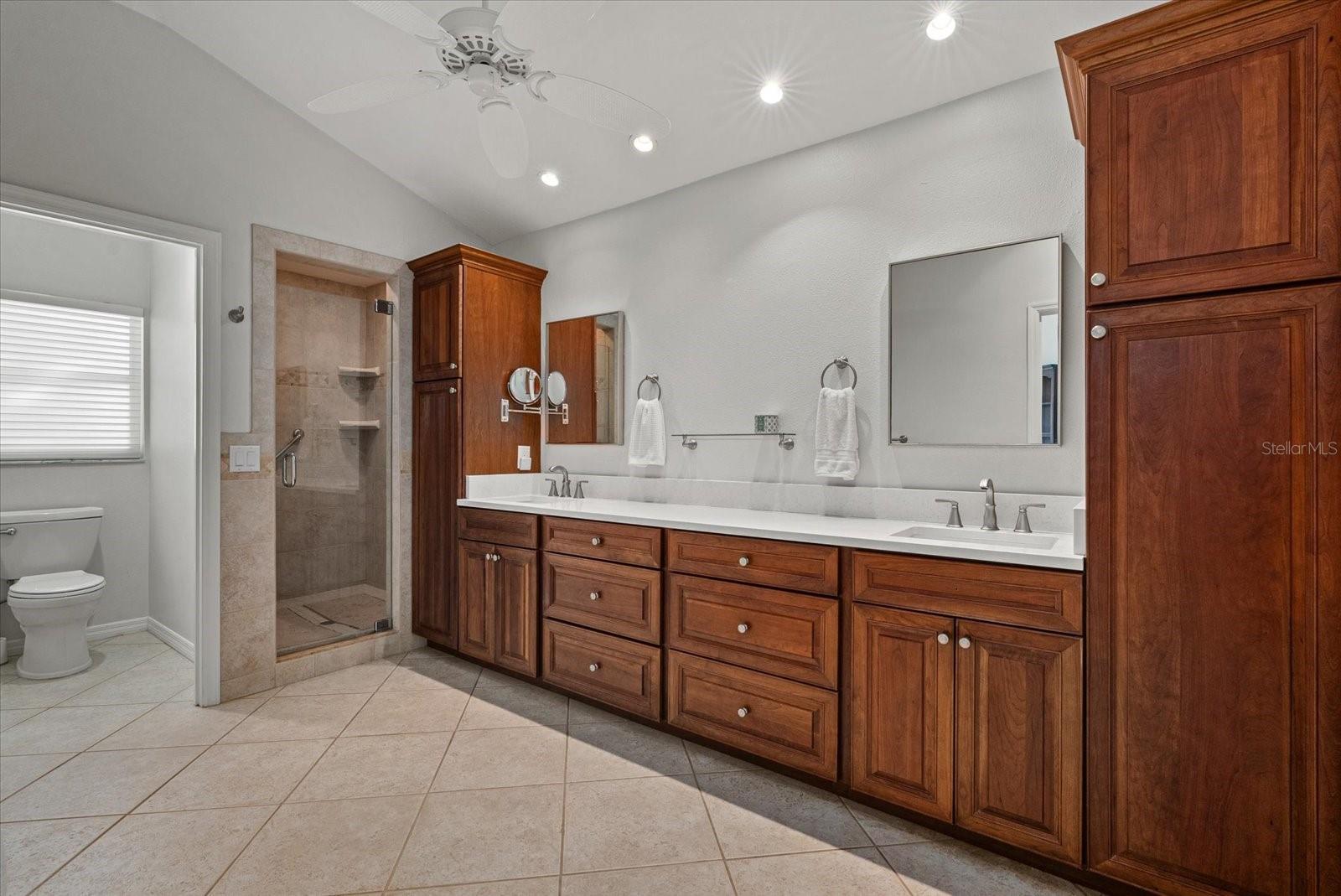 VILLAS AT DEER CREEK - Residential