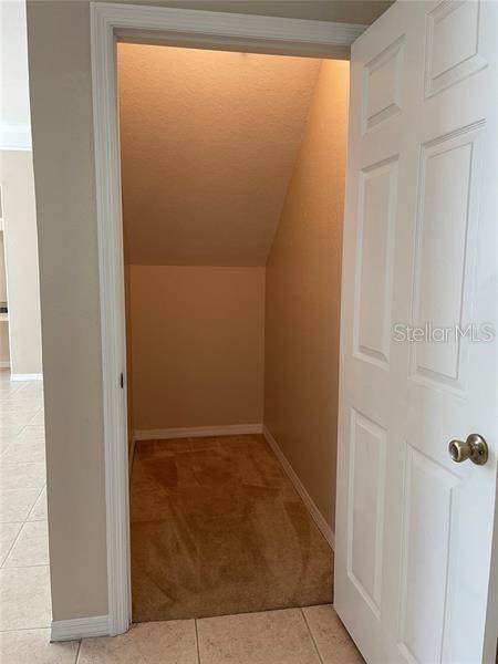 HAMPTONS/METROWEST - Residential Lease