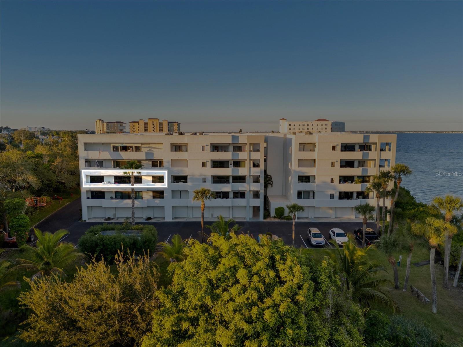 RHUM COVE - Residential