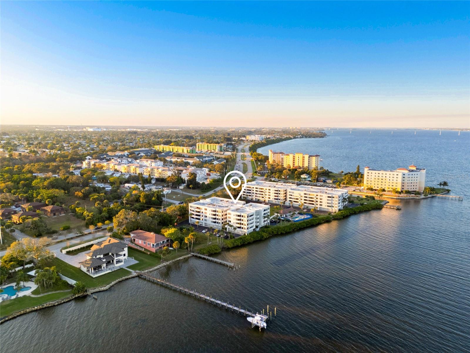 RHUM COVE - Residential