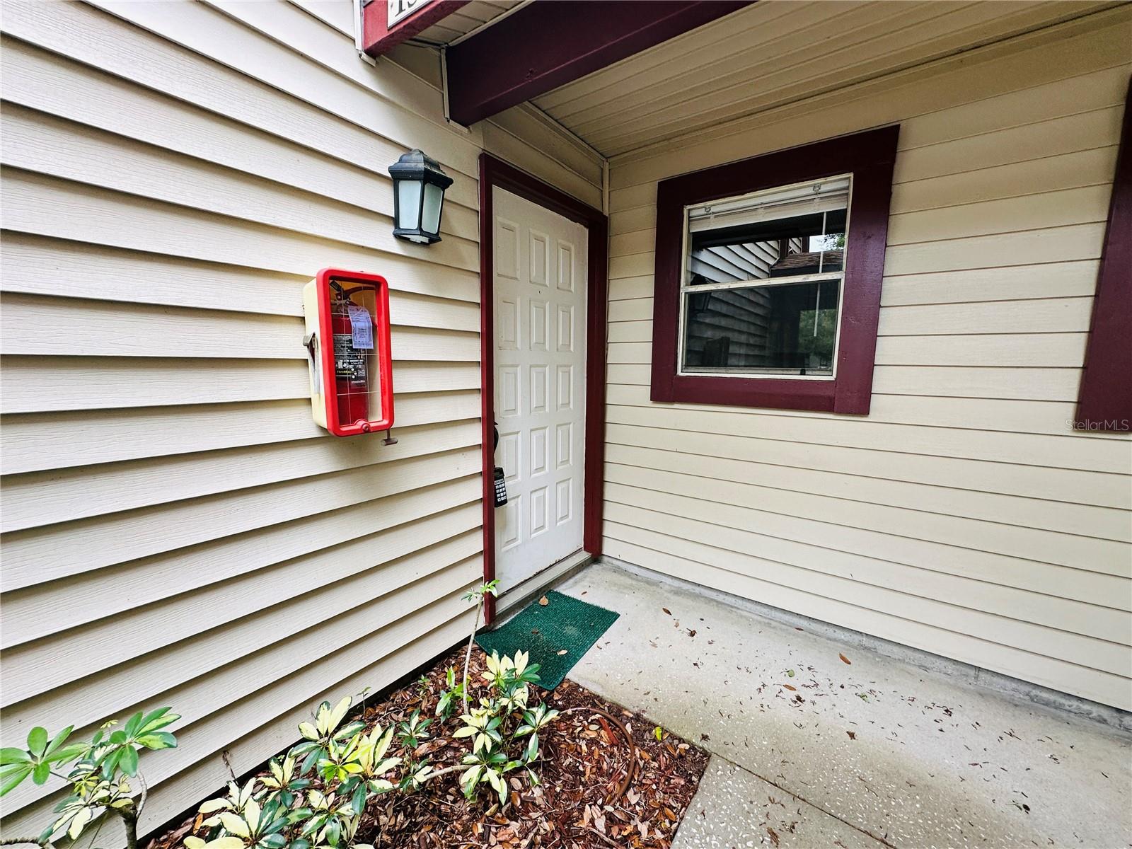 HARBOURTOWNE AT COUNTRY - Residential