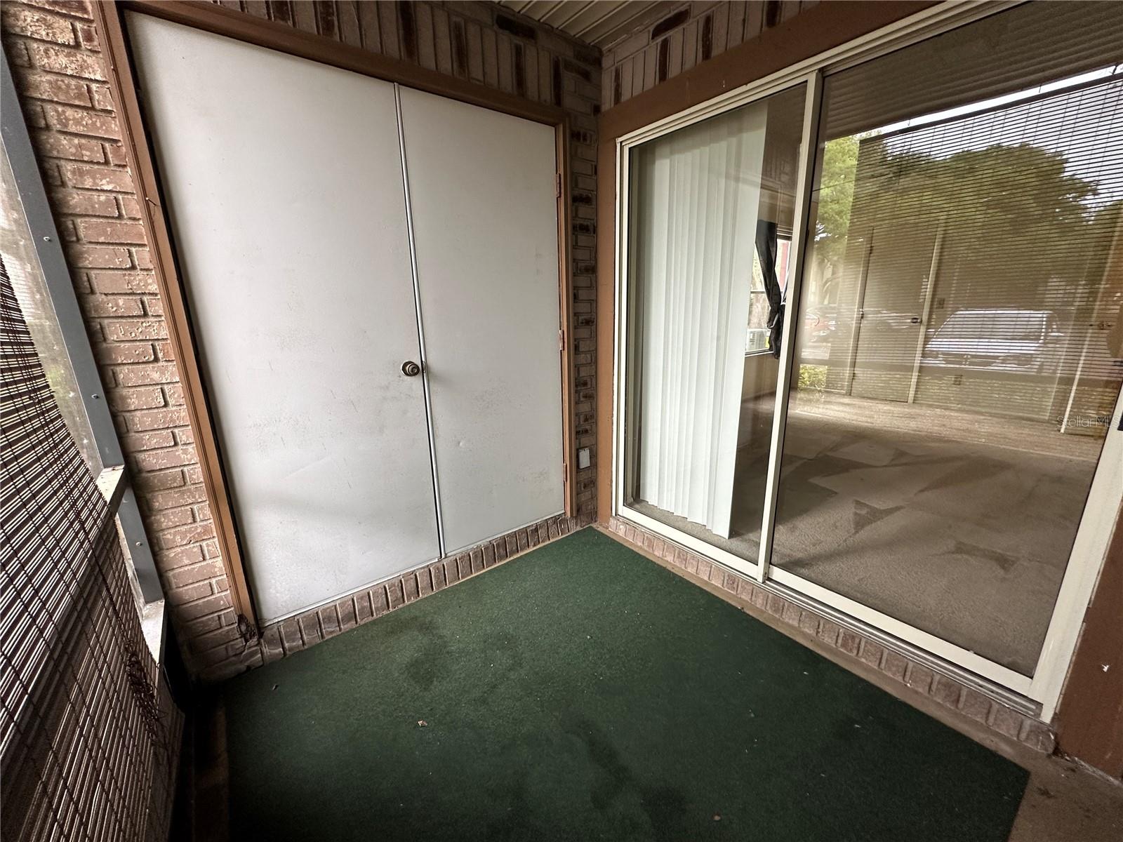 HARBOURTOWNE AT COUNTRY - Residential