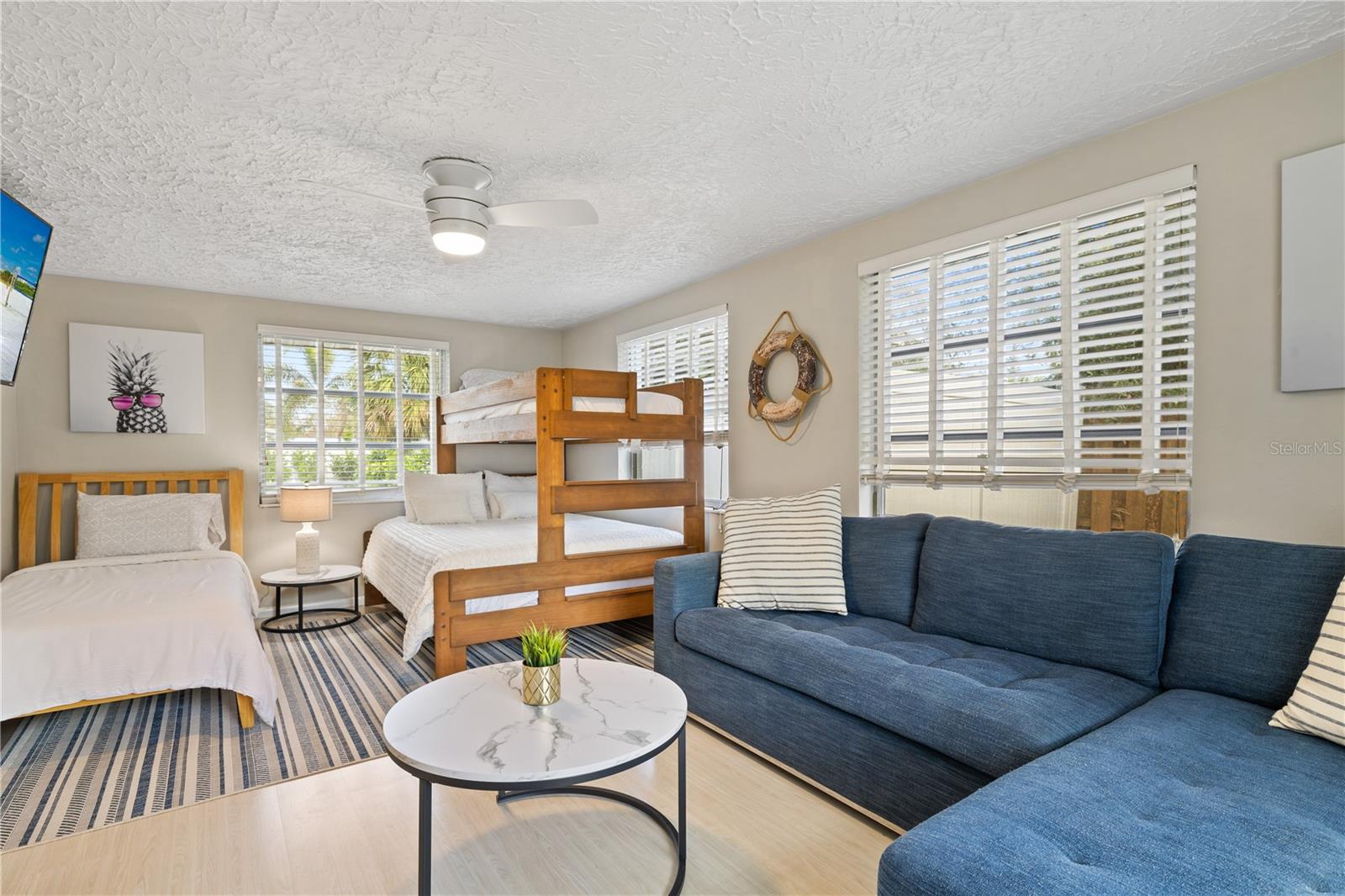 POMS PARK 3 - Residential Lease