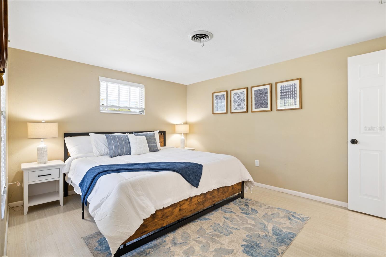 POMS PARK 3 - Residential Lease