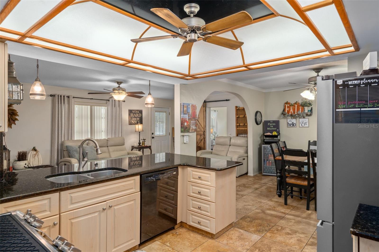 SUNSET HILLS 4TH ADD - Residential