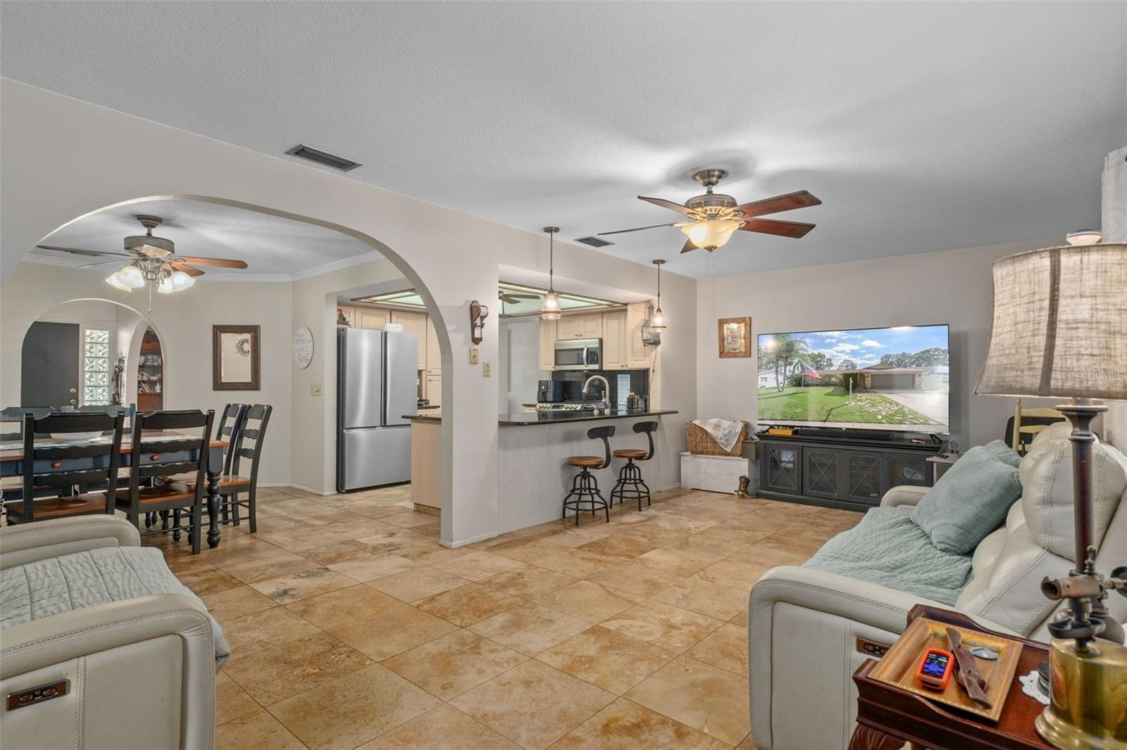 SUNSET HILLS 4TH ADD - Residential