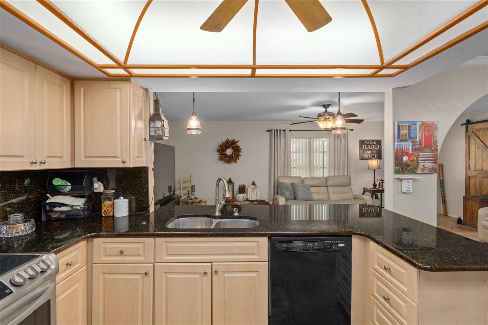 SUNSET HILLS 4TH ADD - Residential