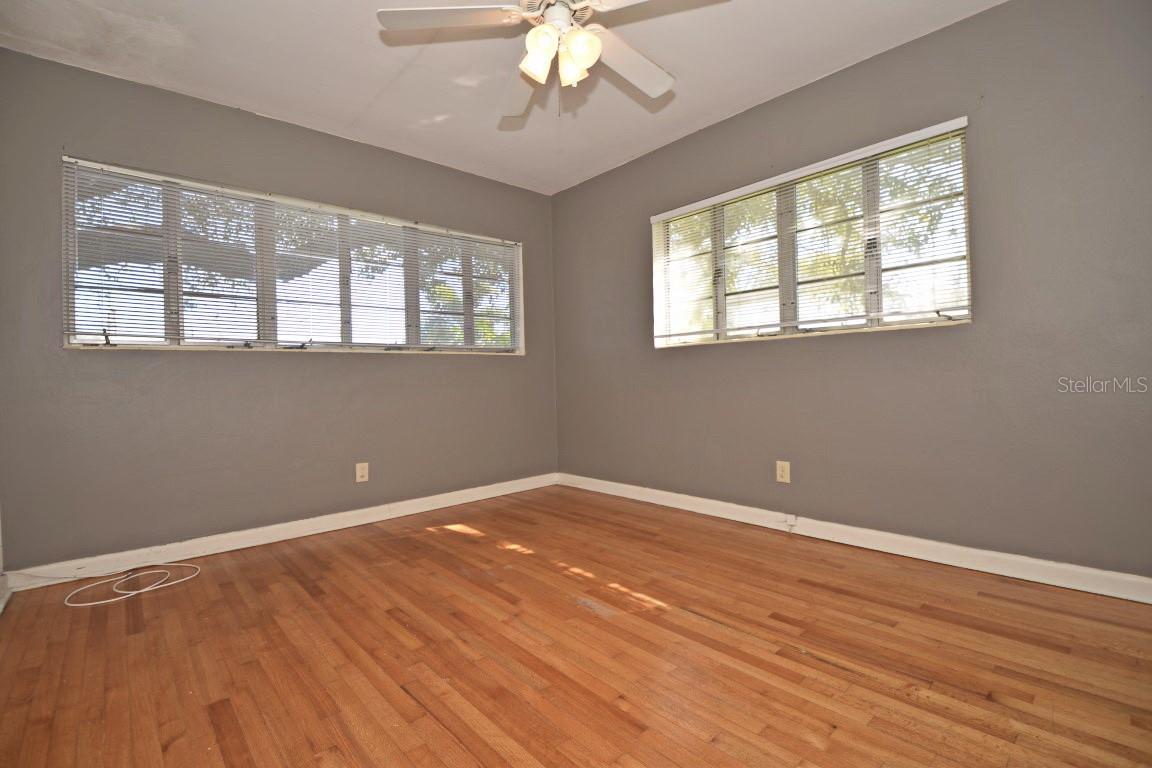 ARDSLEY MANOR SUB - Residential Lease