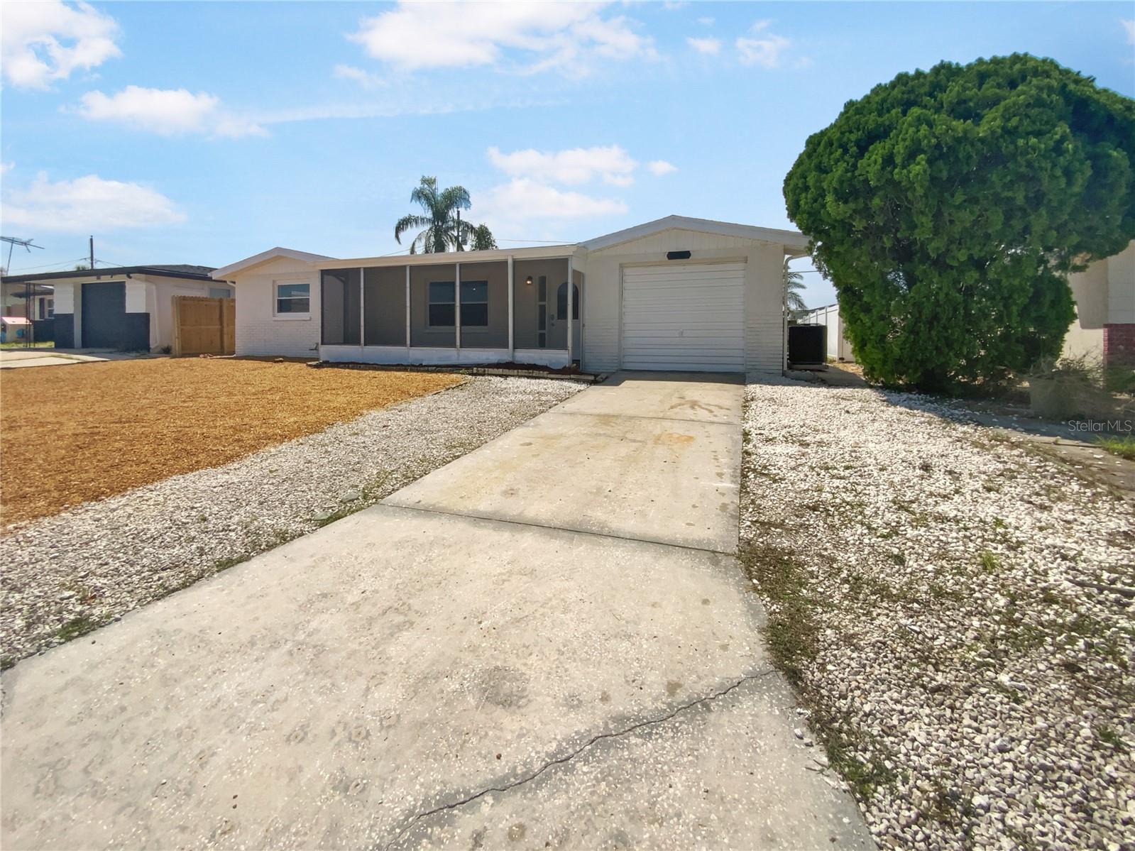 CREST RIDGE GARDENS - Residential