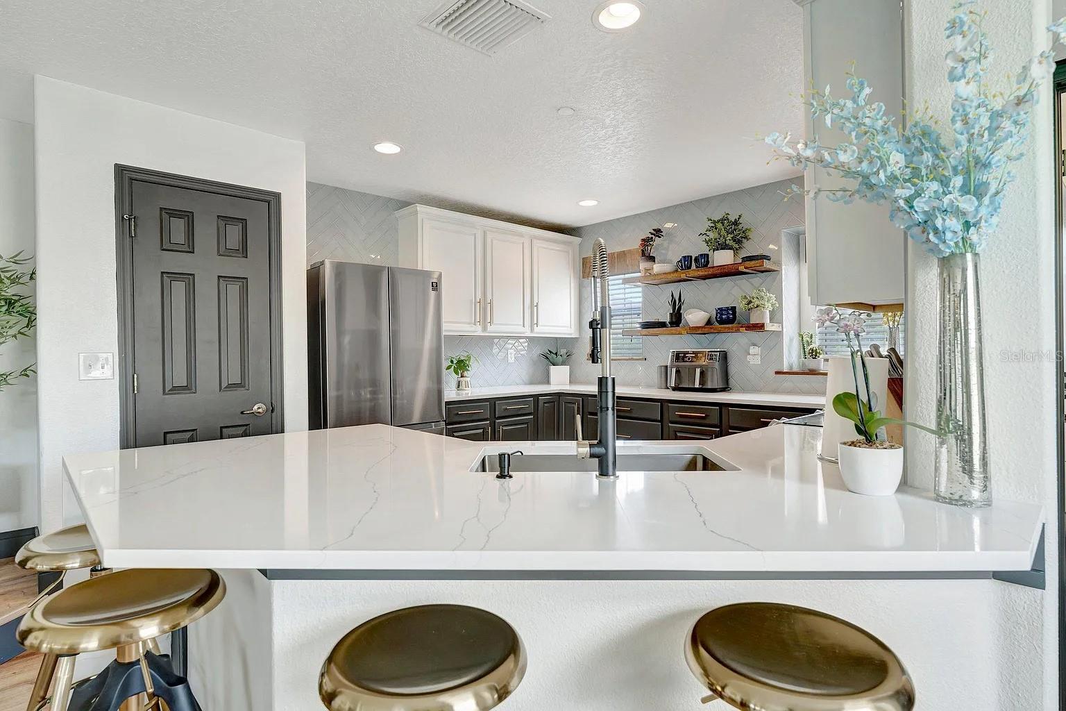 PALM RIVER TWNHMS PH 1 - Residential