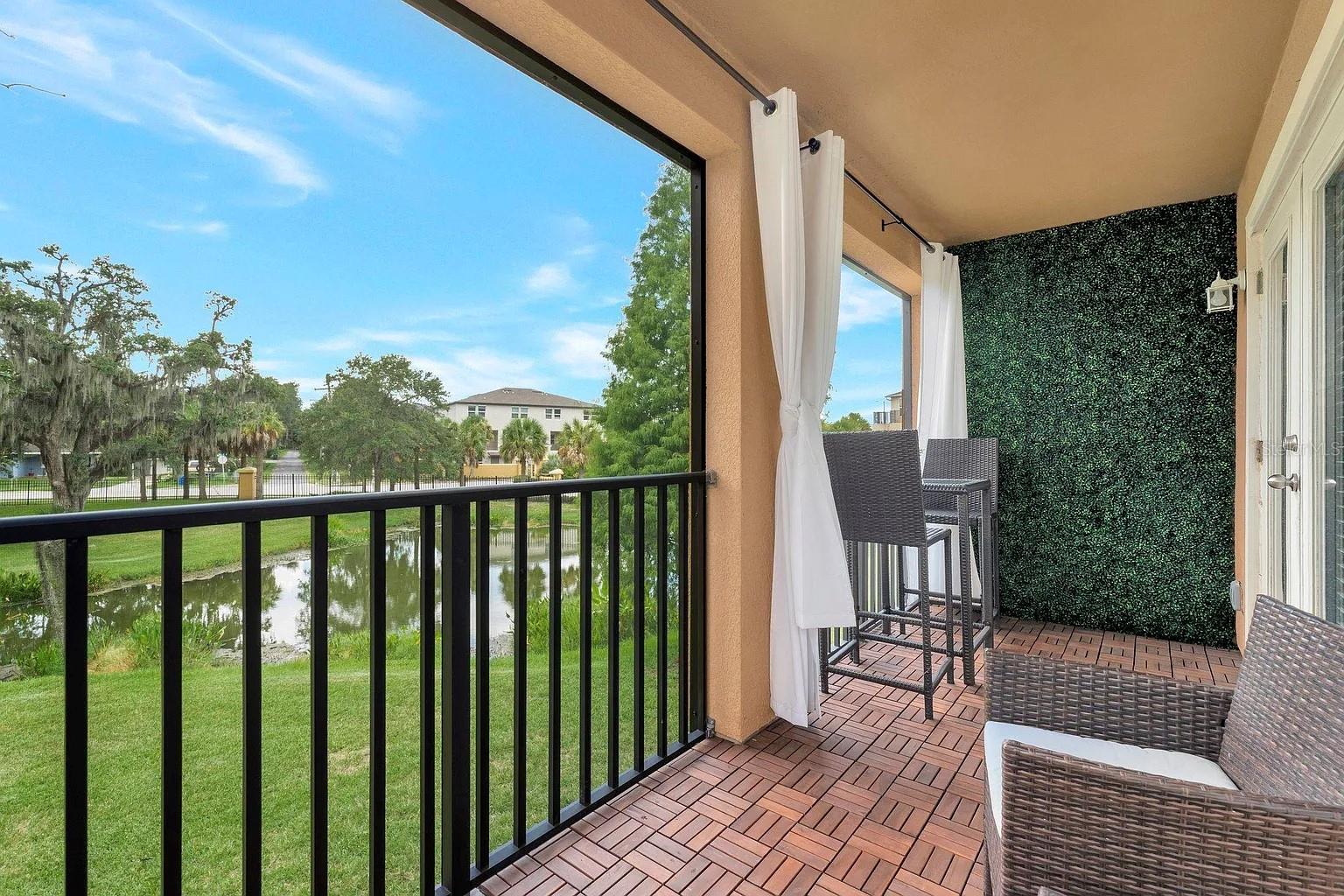 PALM RIVER TWNHMS PH 1 - Residential