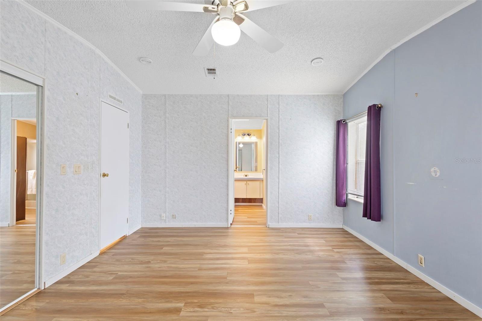 LAKE YALE ESTATES - Residential