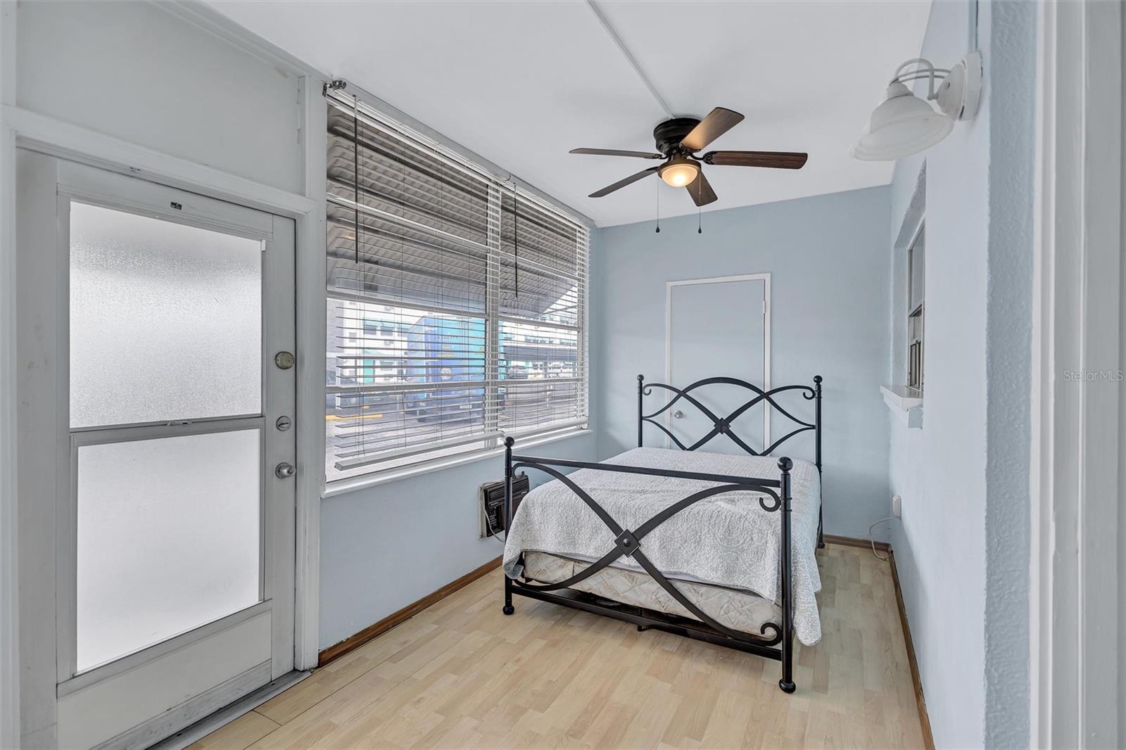 TOWN APTS CONDO - Residential