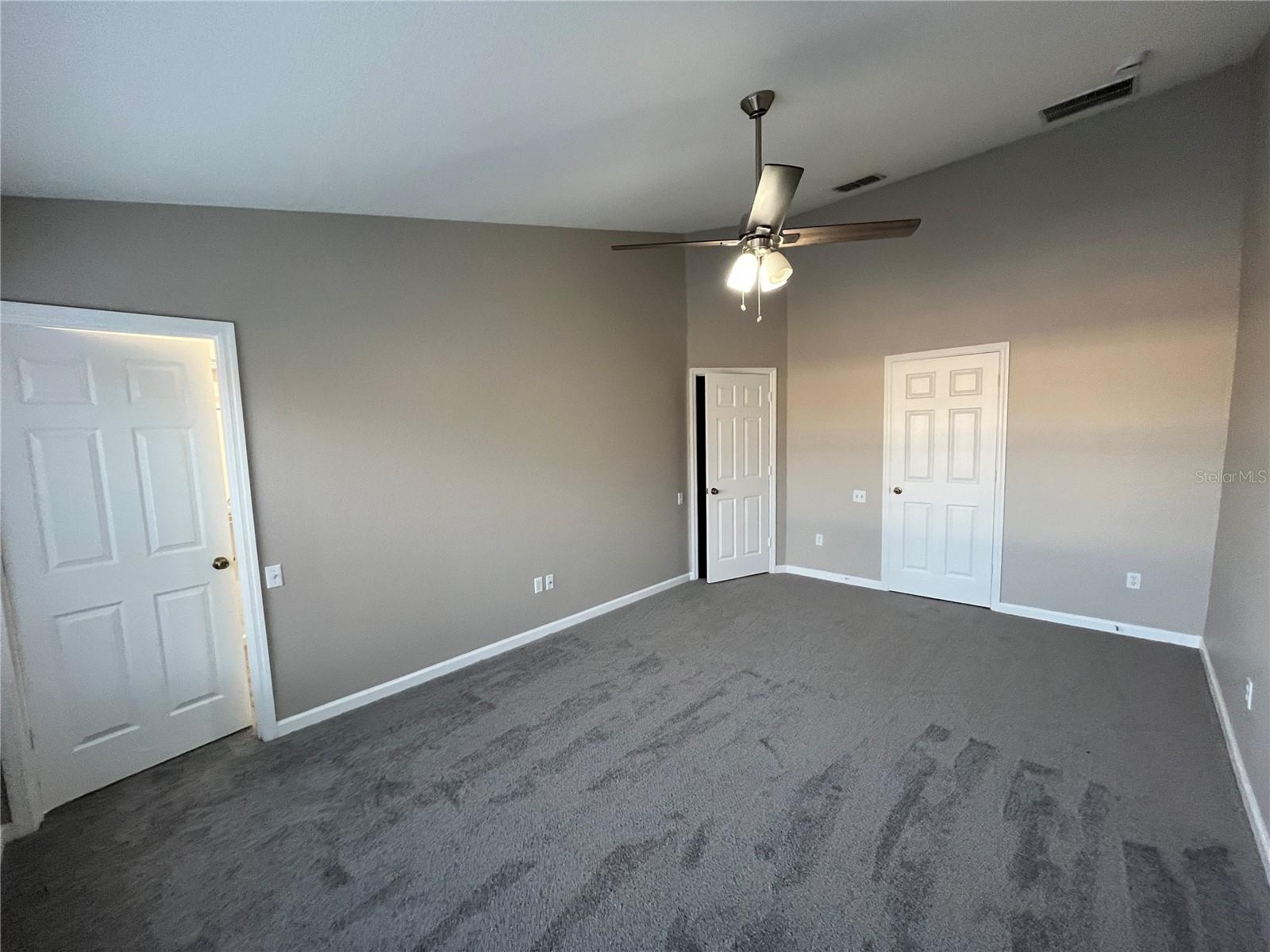 DUNWOODY COMMONS PH 2 - Residential Lease