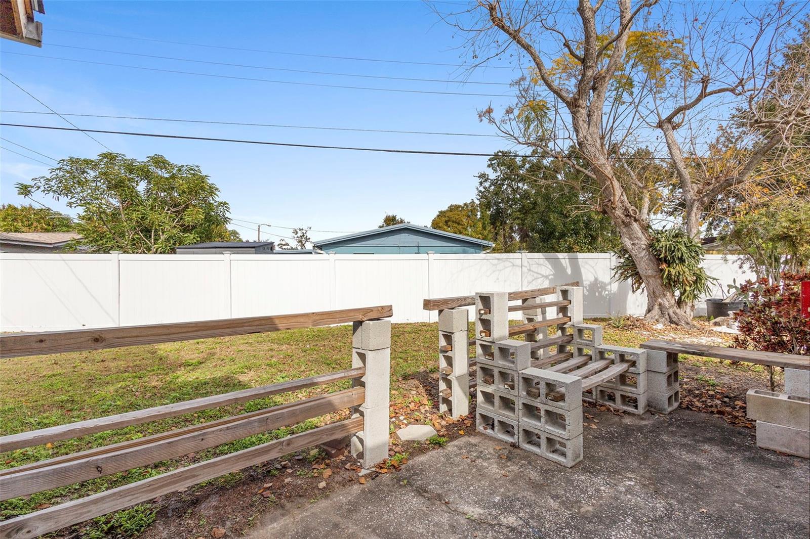 TANGELO PARK SEC 04 - Residential Lease