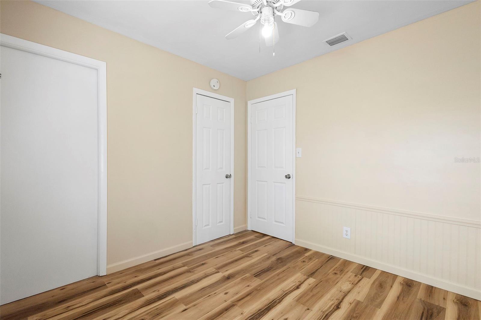 TANGELO PARK SEC 04 - Residential Lease