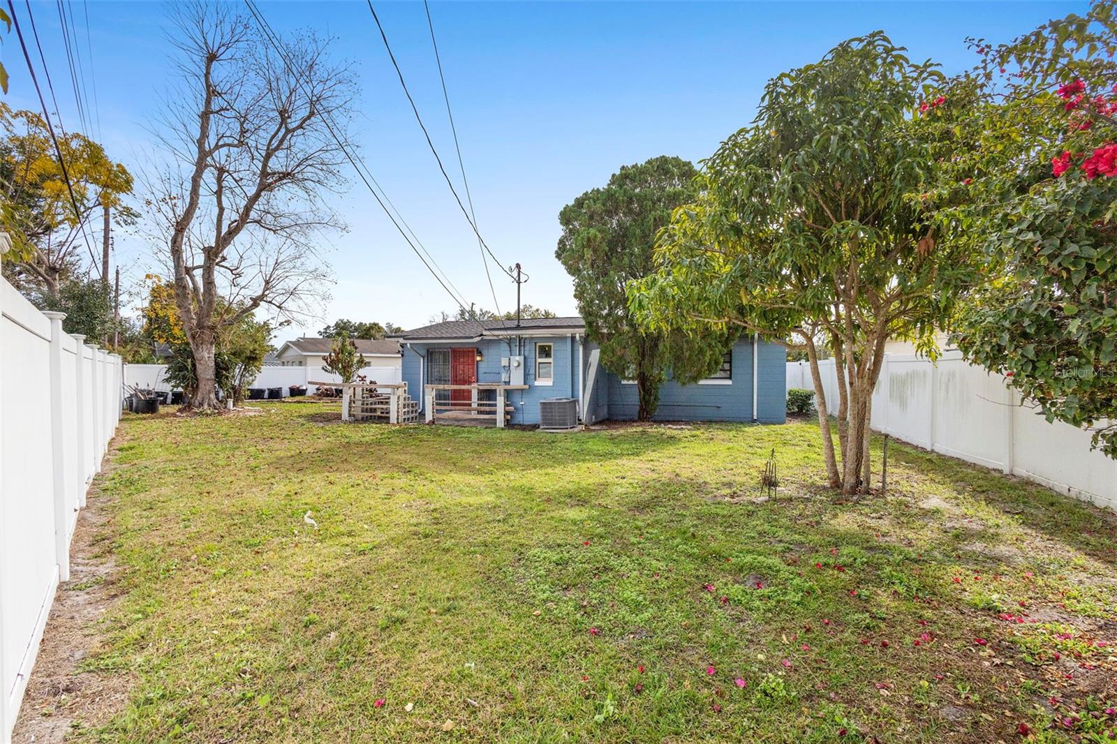 TANGELO PARK SEC 04 - Residential Lease