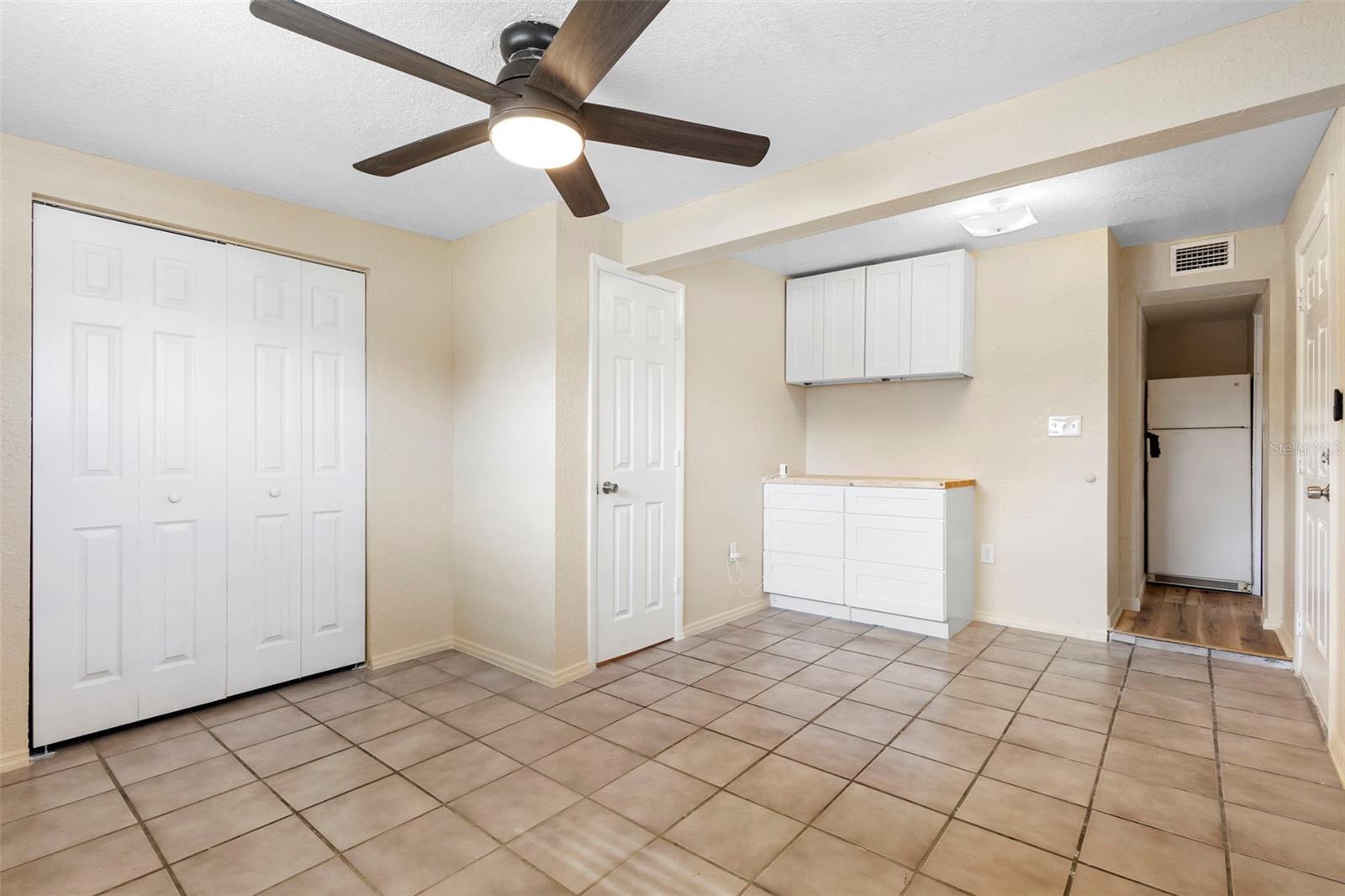 TANGELO PARK SEC 04 - Residential Lease