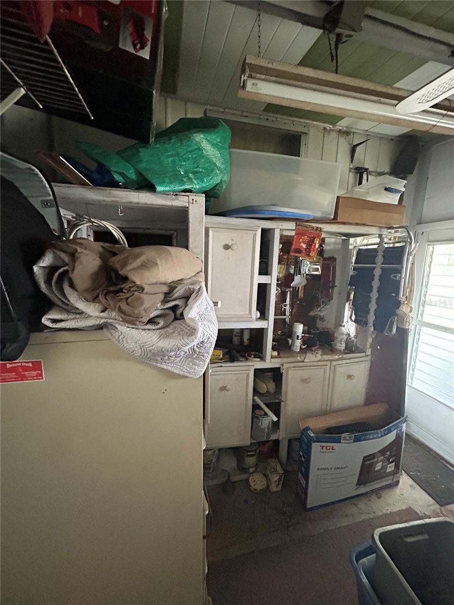 TARPON SHORES MOBILE HOME VILLAGE UNREC - Residential