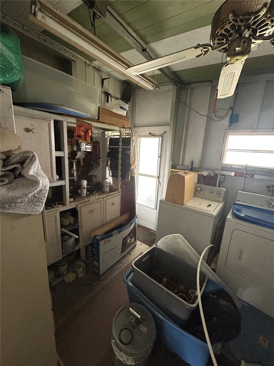 TARPON SHORES MOBILE HOME VILLAGE UNREC - Residential