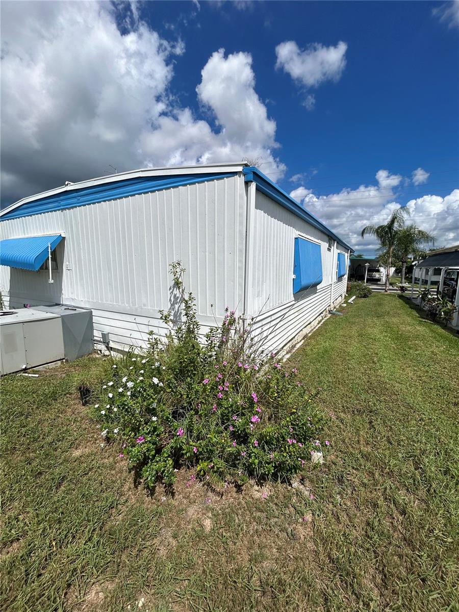 TARPON SHORES MOBILE HOME VILLAGE UNREC - Residential