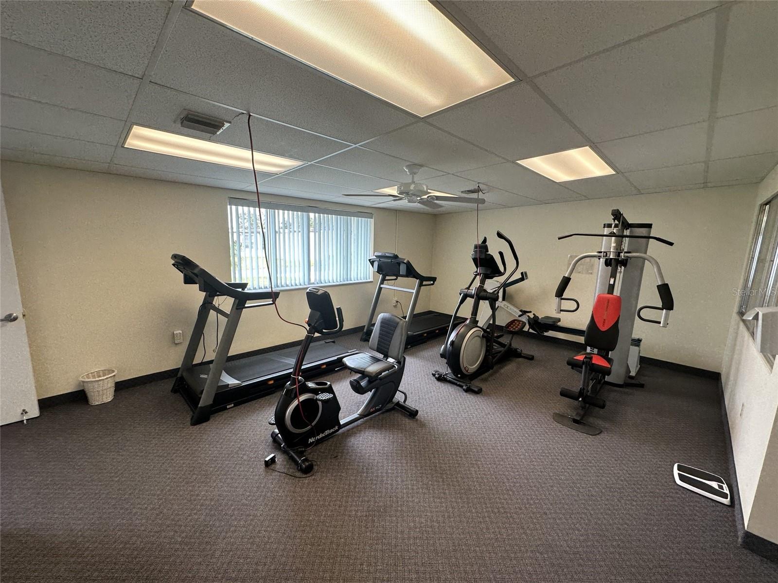 WINDWARD ISLES - Residential