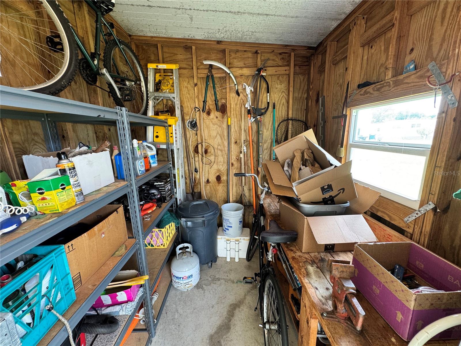 WINDWARD ISLES - Residential