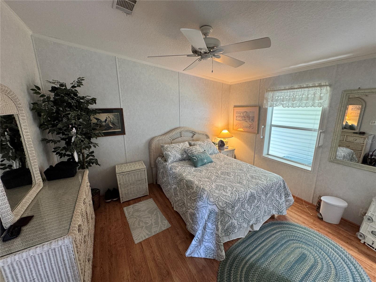 WINDWARD ISLES - Residential