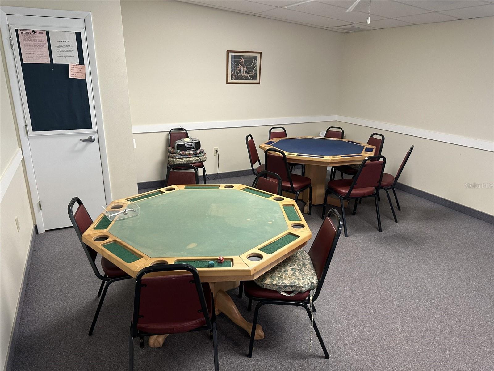 WINDWARD ISLES - Residential